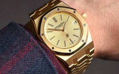 爱彼腕表进灰清理方法与注意事项